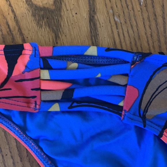 NWT O’Neil Swim Gala Strappy Full Coverage Bikini Bottom‎ Blue Size Large - Picture 10 of 12